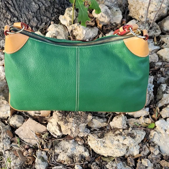 ‼️SOLD‼️ Vintage Dooney & Bourke AWL2 Grass Green Slouch Bag - Picture 6 of 12